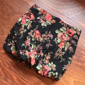 Floral print skirt